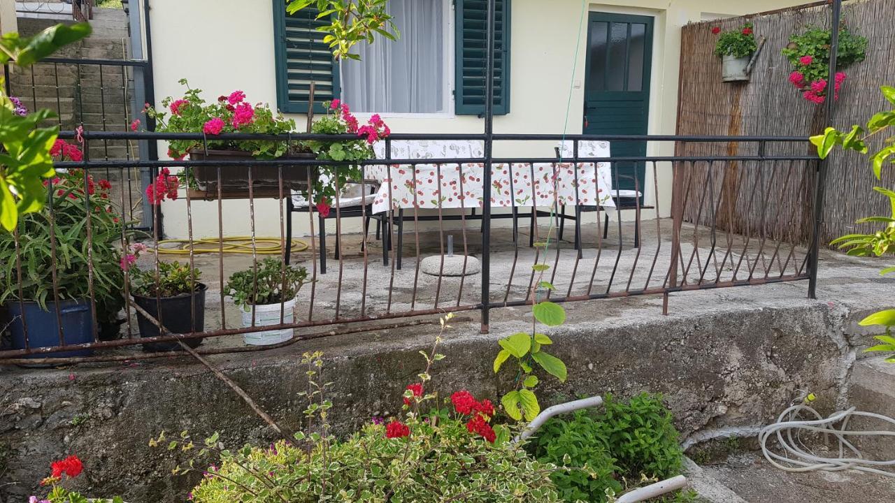 Apartment Lidija Herceg Novi Exterior foto